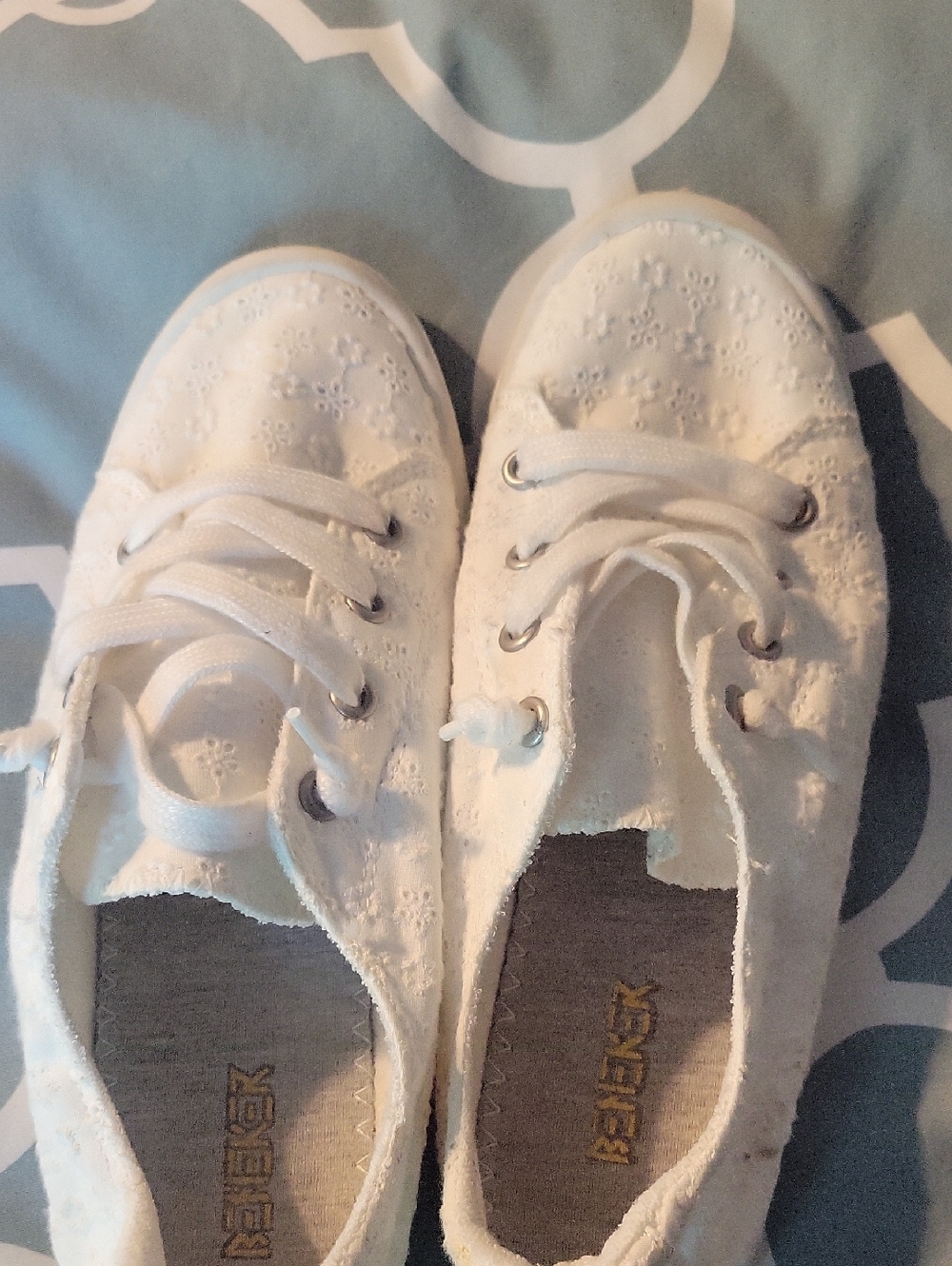 White Floral Eyelet Lace-Up Women’s Sneakers